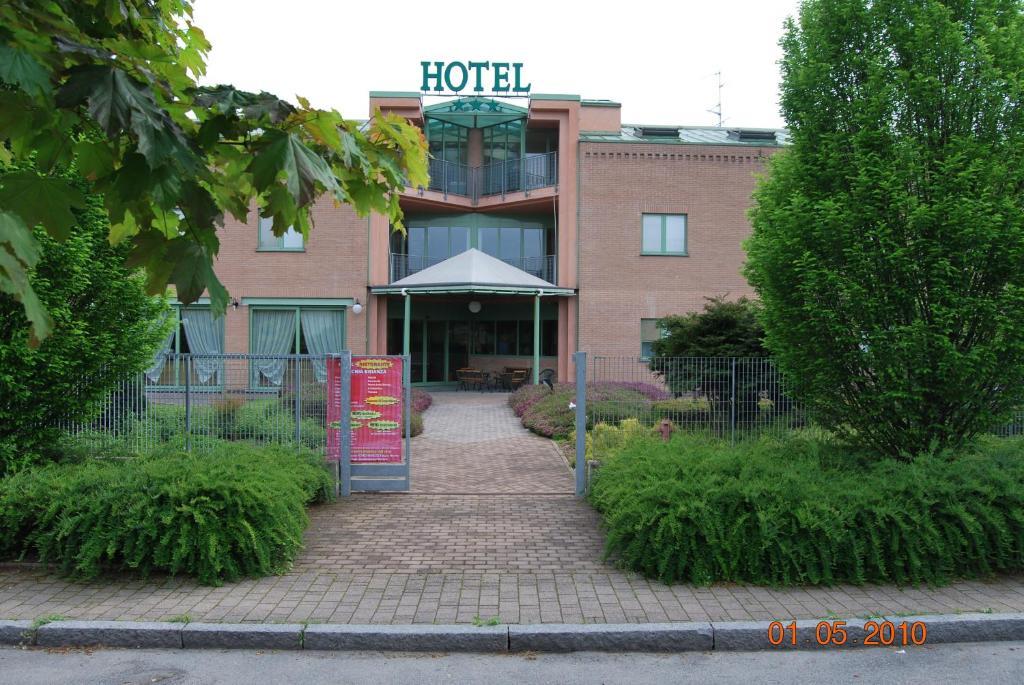 Vecchia Brianza Hotel Seveso Exterior foto