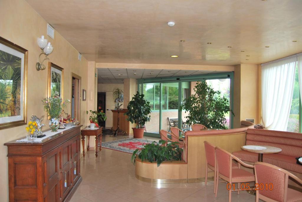 Vecchia Brianza Hotel Seveso Exterior foto